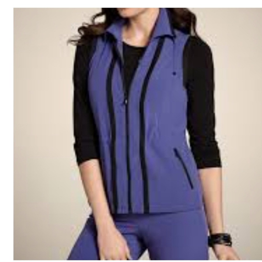 Zenergy by Chicos Blue Full Zip Vest Adjustable Waist Black Trim Size 1 M
